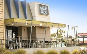 Nightcap At Excelsior Hotel